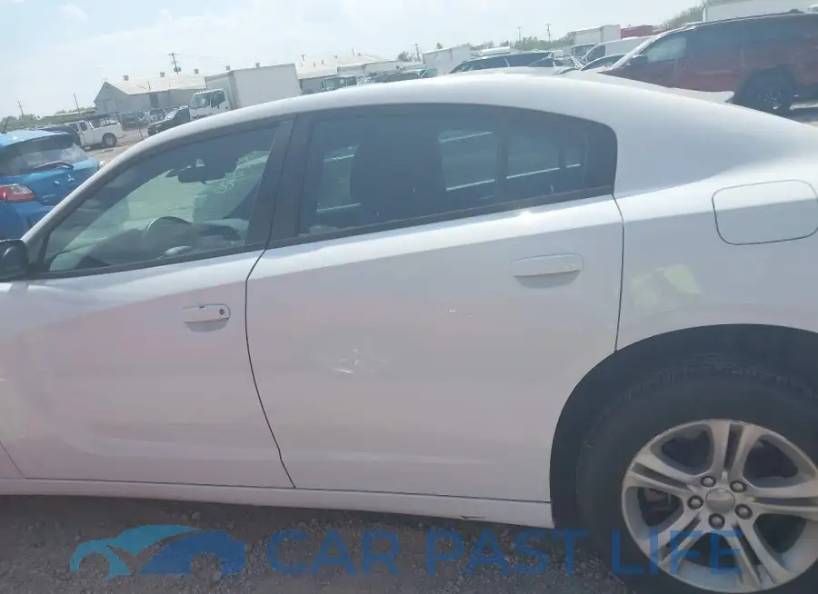 2C3CDXBG4NH250756# 14