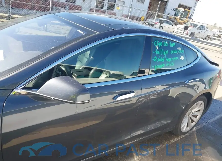 5YJSA1E21GF156453# 13