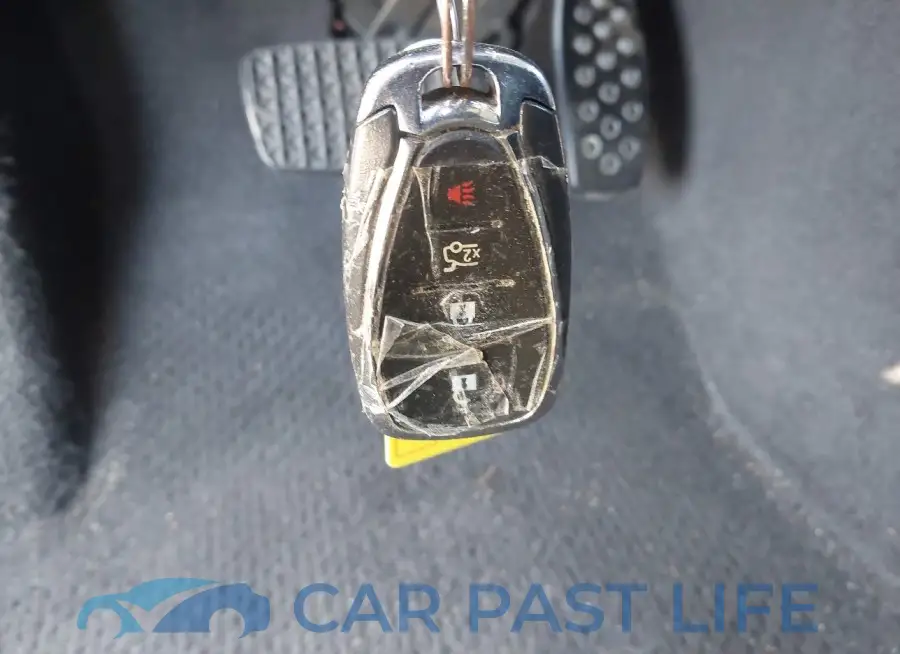 1G1ZB5ST2HF269950# 11