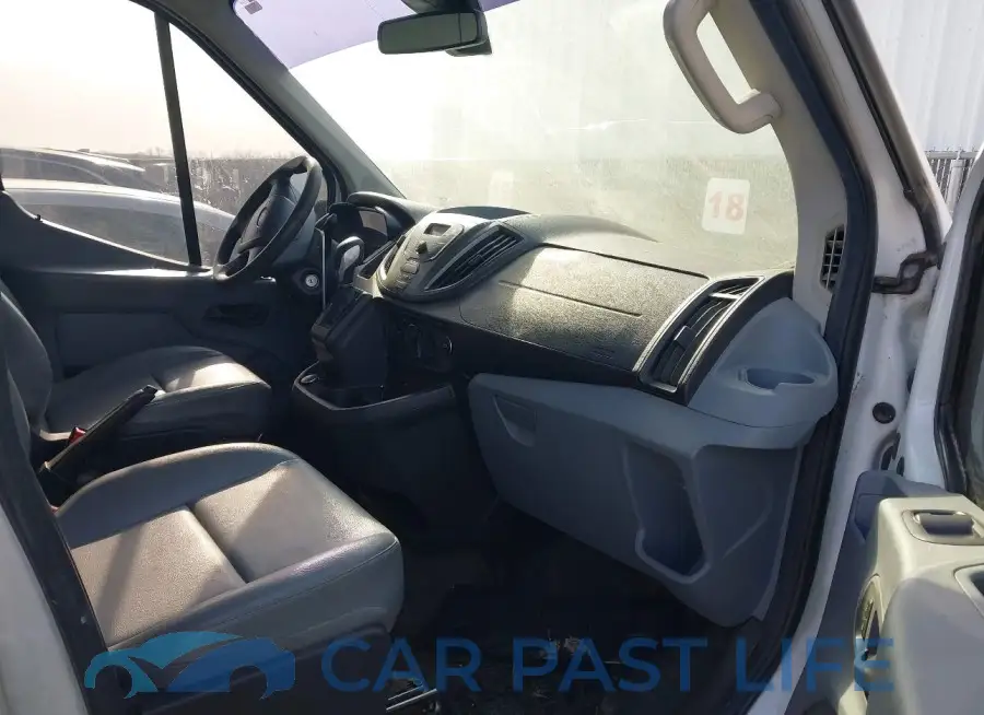 1FTYR2CM3HKA21394# 5