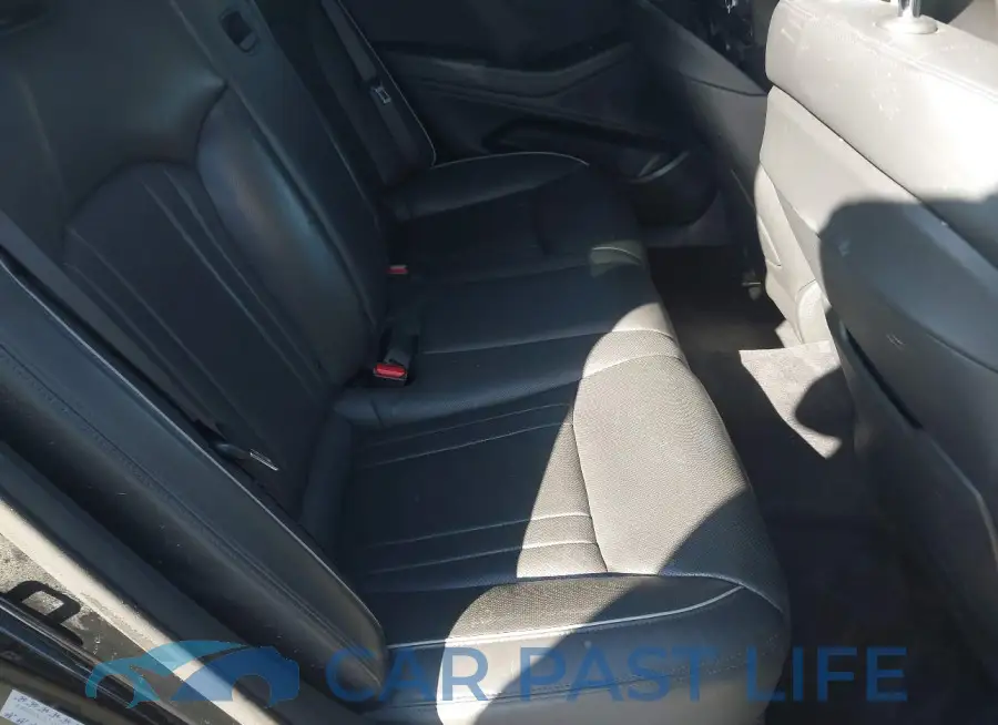 KMHGN4JE1FU073697# 8