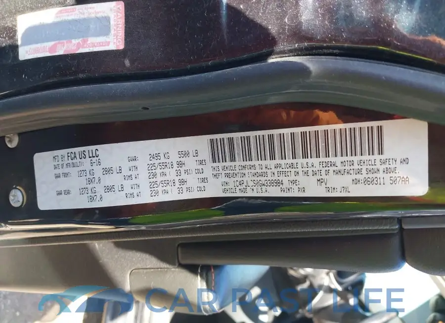 1C4PJLCS0GW338984# 9