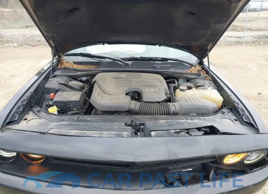 2C3CDZAG7HH501352# 10