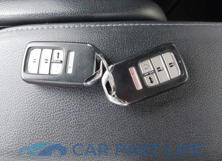2HGFC4B83KH300787# 11
