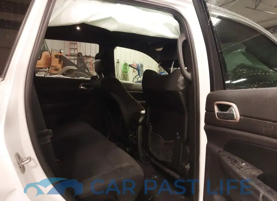 1C4RJEAG9HC854492# 8
