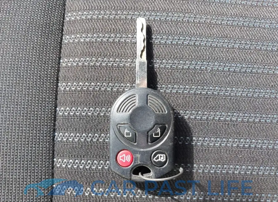 1FTBW2CV2HKB18786# 11