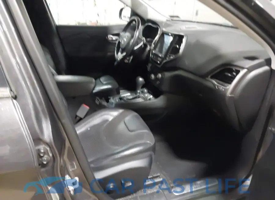 1C4PJMDX0KD255902# 5