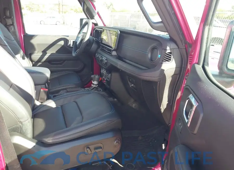 1C4RJXR65RW325418# 5