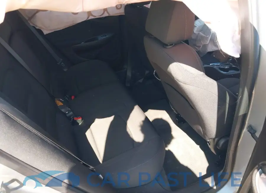 1G1ZD5ST4RF166038# 8