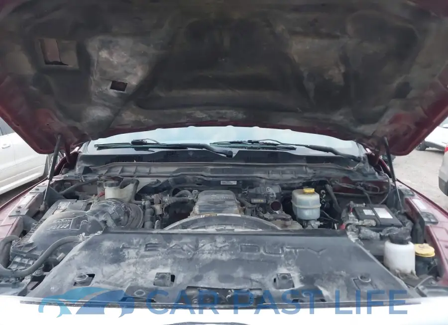 3C63RRGL5FG612858# 9