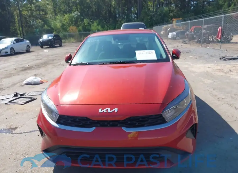 3KPF24AD3RE729028# 12
