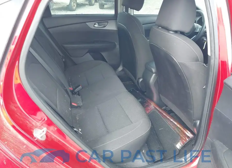 3KPF24AD8LE222469# 8