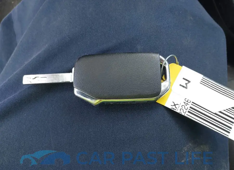3KPF24AD8LE222469# 11