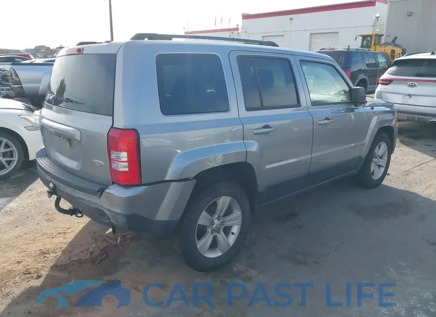 1C4NJRFB6HD122205# 4
