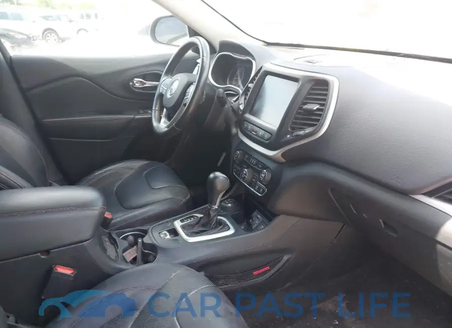 1C4PJMBS8FW653568# 5