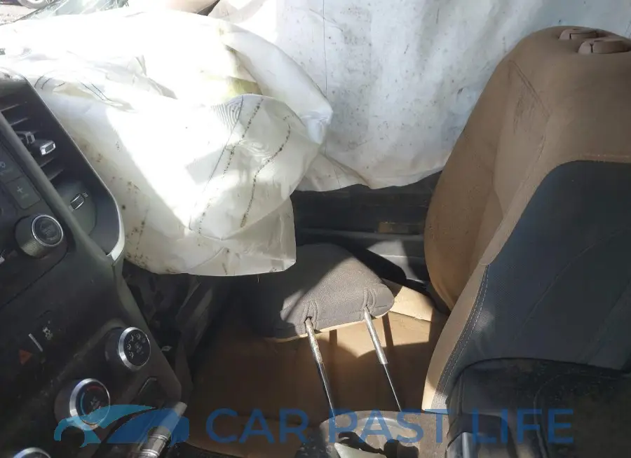 3C6UR5JL0KG519472# 5
