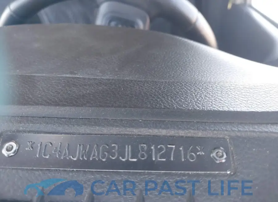 1C4AJWAG3JL812716# 9