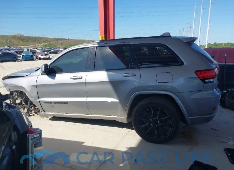 1C4RJEAG8LC203377# 15