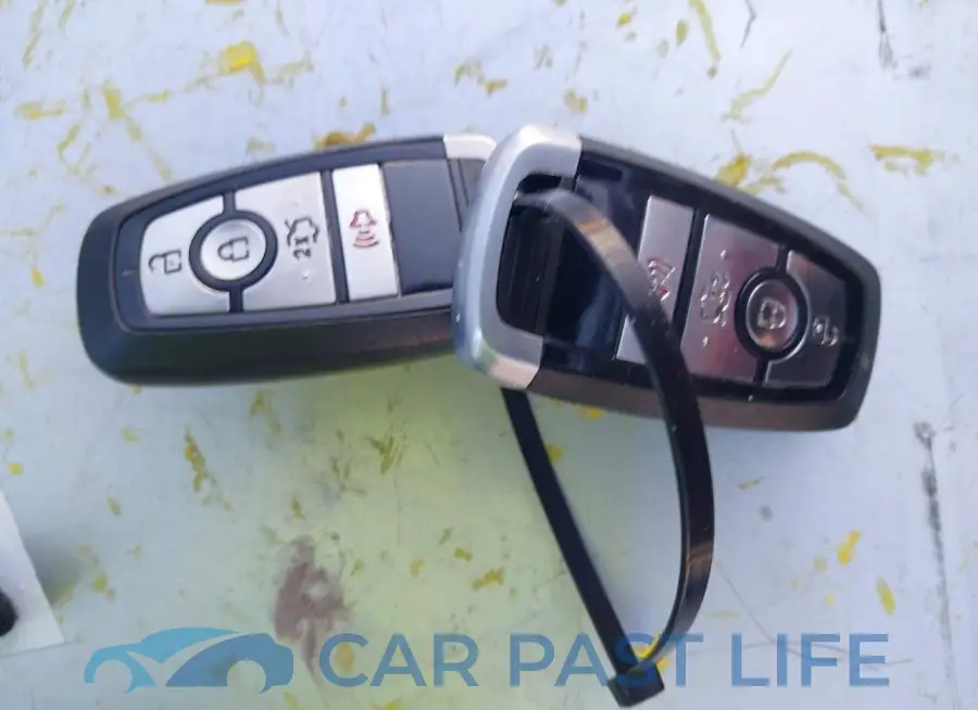 1FA6P8JZ6J5503057# 11