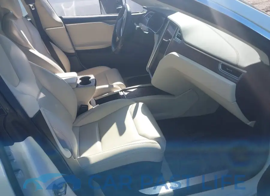 5YJSA1E22HF219352# 5