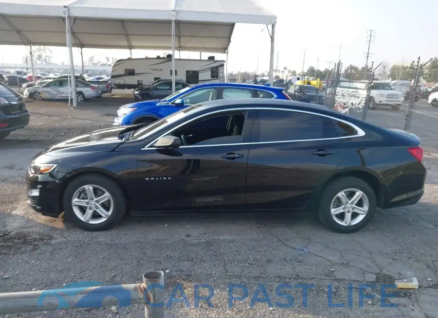 1G1ZB5ST0PF124615# 14