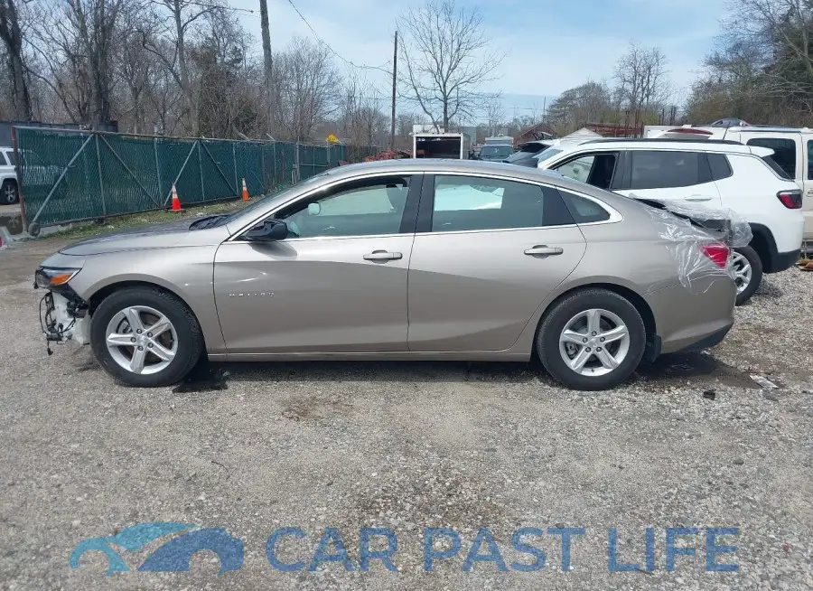 1G1ZB5ST3PF253562# 14