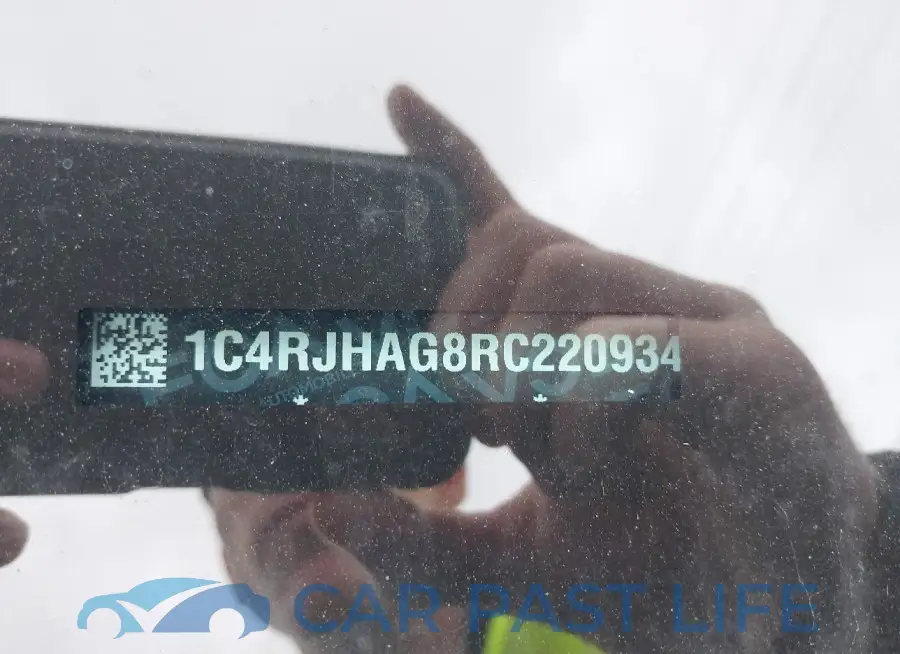 1C4RJHAG8RC220934# 9