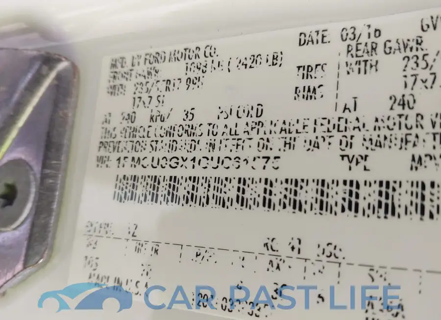 1FMCU0GX1GUC61575# 9