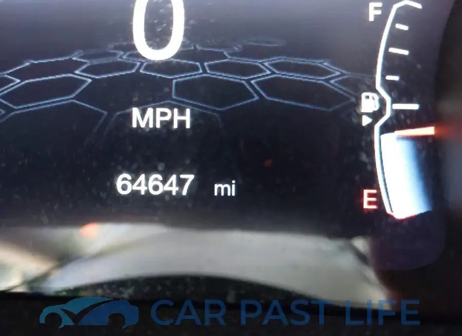 3C4NJDBBXJT131370# 15