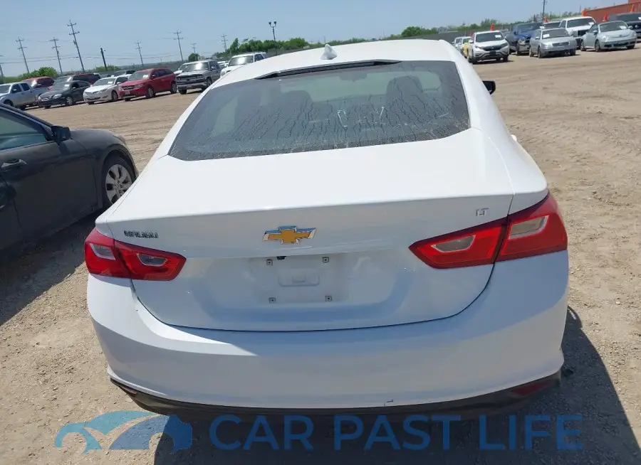 1G1ZD5ST1PF242599# 16