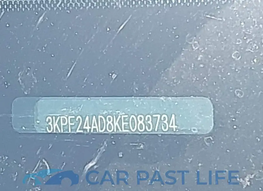 3KPF24AD8KE083734# 9