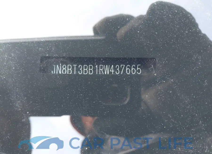 JN8BT3BB1RW437665# 9