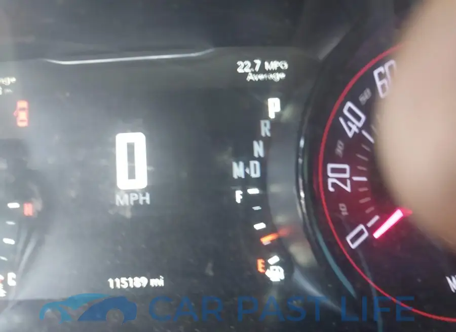 2C3CDZAG7JH172061# 15