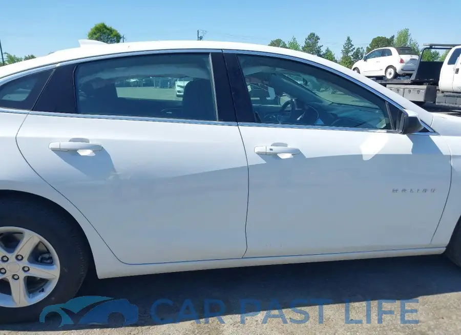 1G1ZD5ST6RF109324# 13