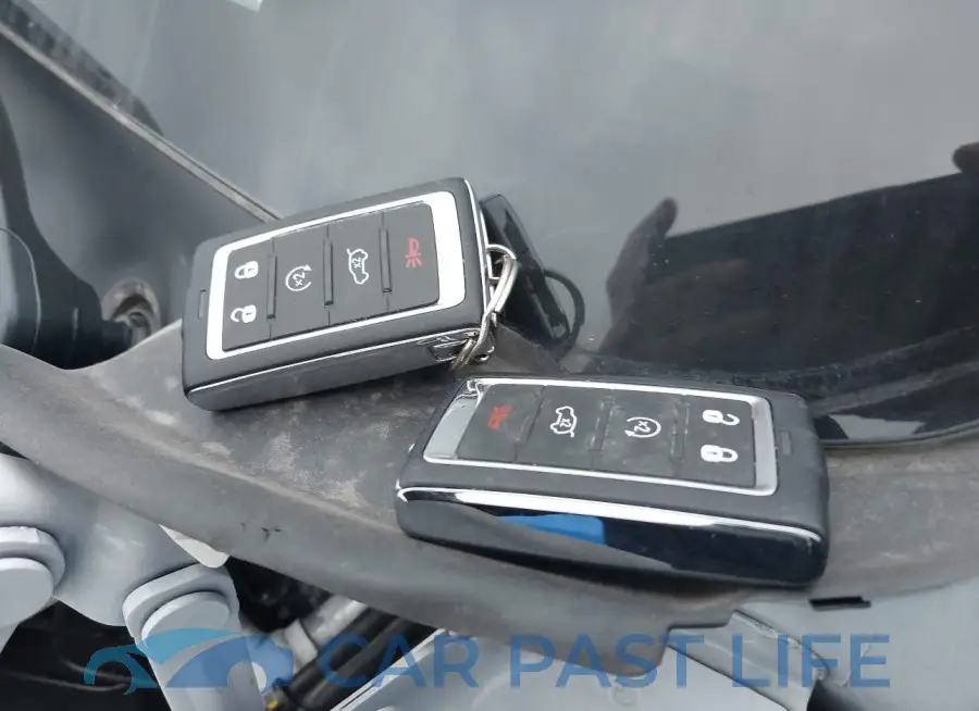 1C4RJHAG5RC223127# 11