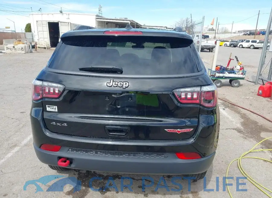 3C4NJDDB7LT129673# 16