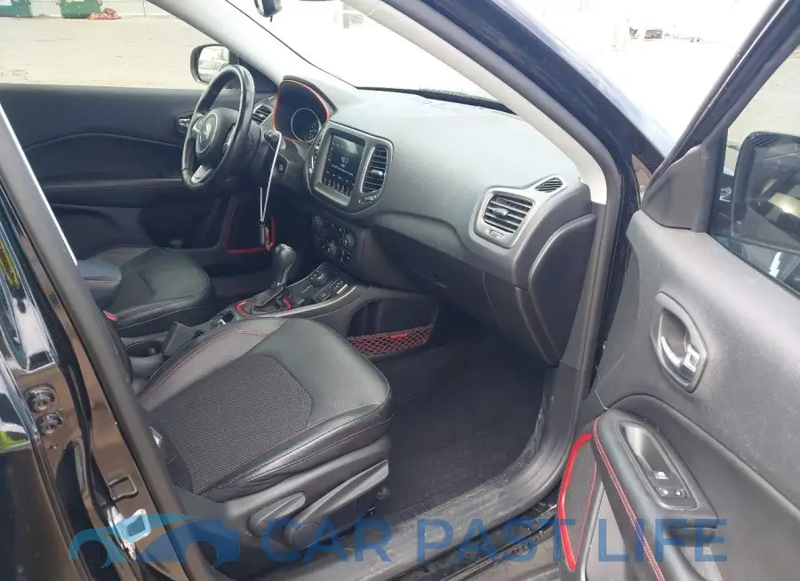 3C4NJDDB7LT129673# 5