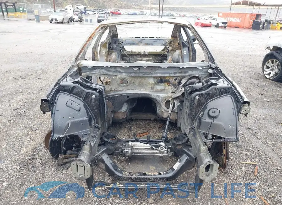 2C3CDXCT1LH224060# 11