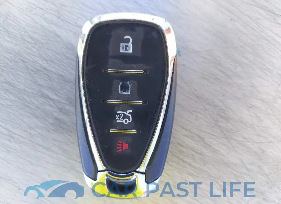 1G1ZB5ST3JF101238# 11