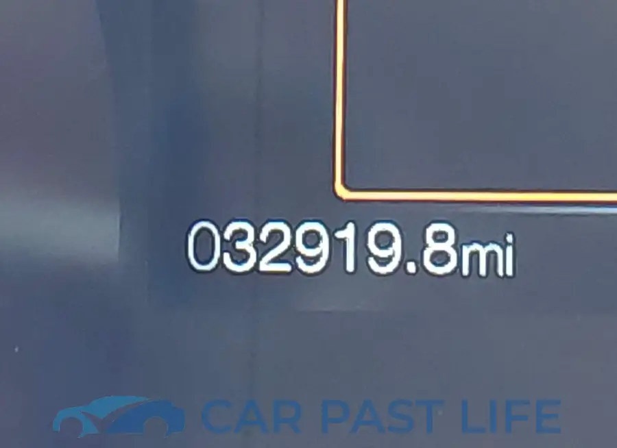1FATP8UH2N5103699# 16