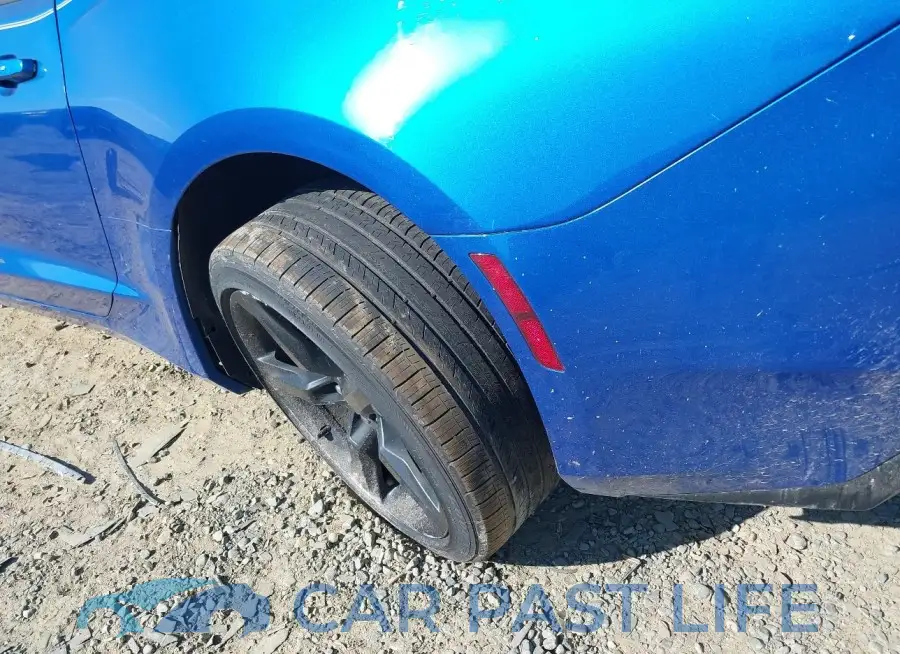 1G1FB1RS6J0150932# 18