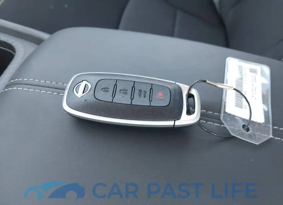 3N1AB8CV7SY312199# 11