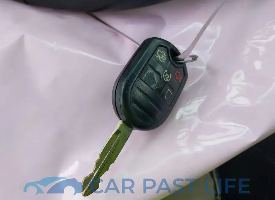 1FAHP2E83JG105607# 11
