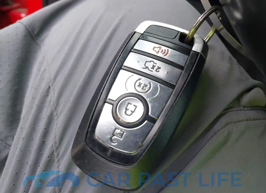 1FATP8UH3J5124720# 11