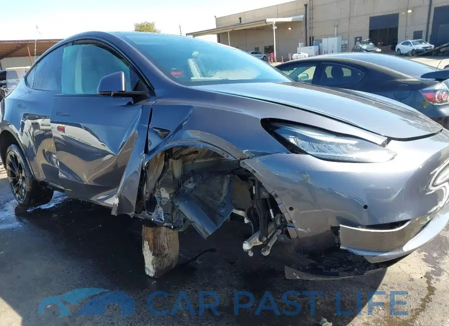 5YJYGDEF8LF000658# 6