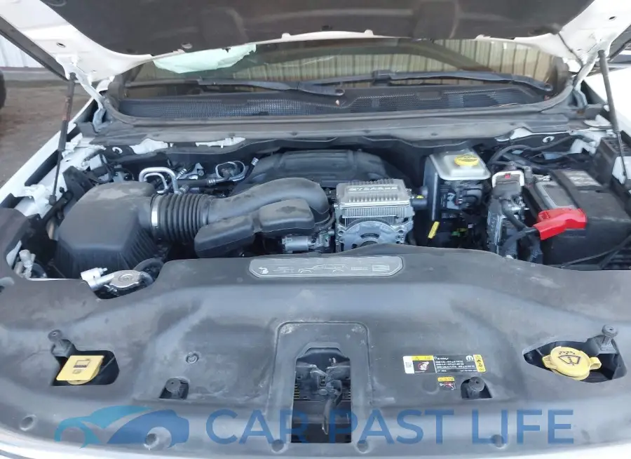 1C4SJUAT5PS509425# 10