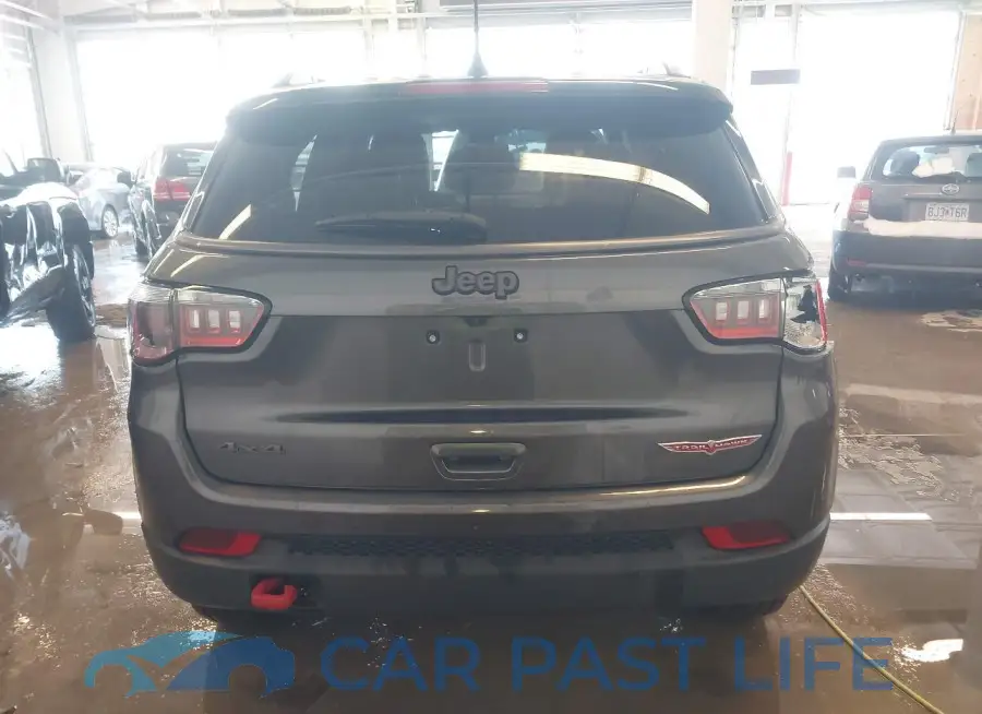 3C4NJDDB7MT564422# 16
