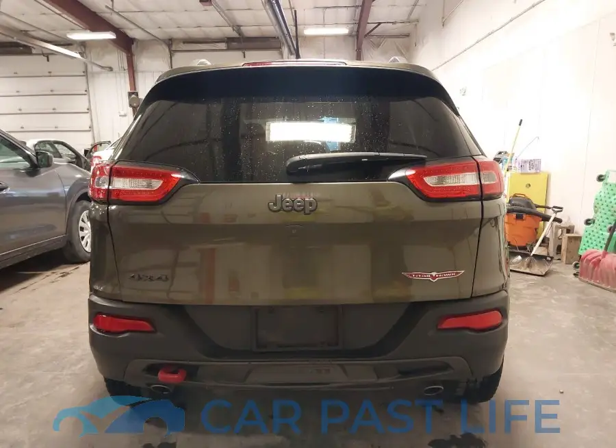 1C4PJMBSXFW563144# 17