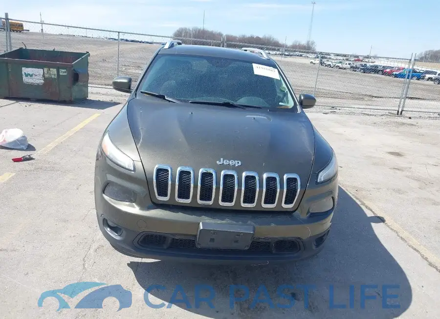 1C4PJMCS9FW588826# 13