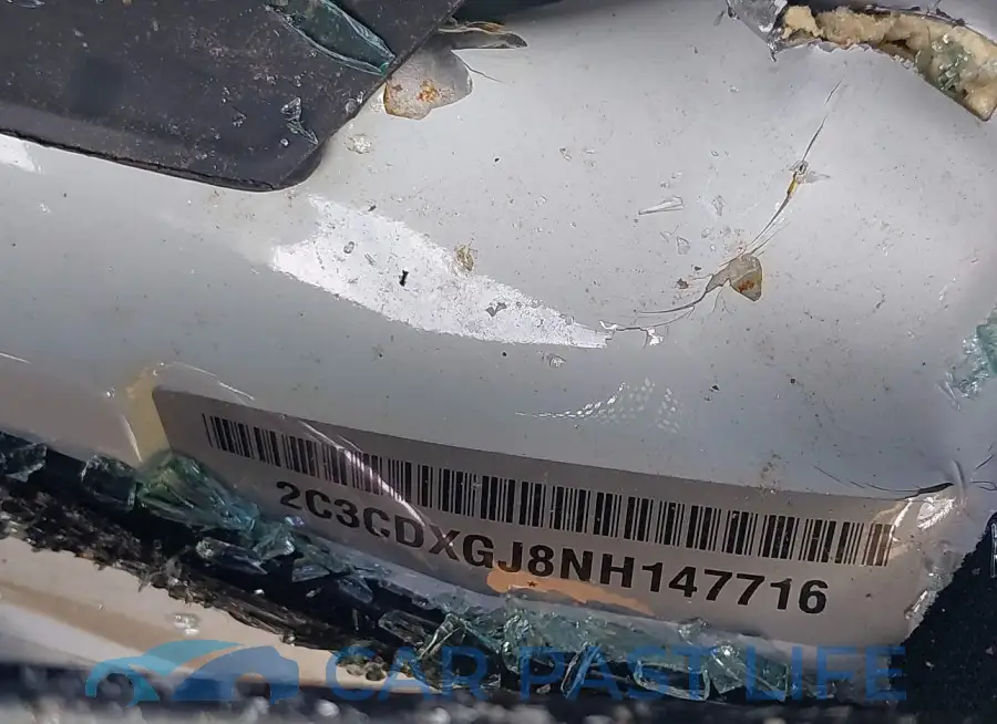 2C3CDXGJ8NH147716# 9